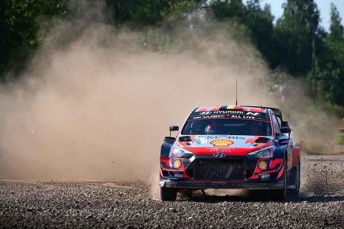 aaeldeeb_thierry-neuville-martijn-wydae