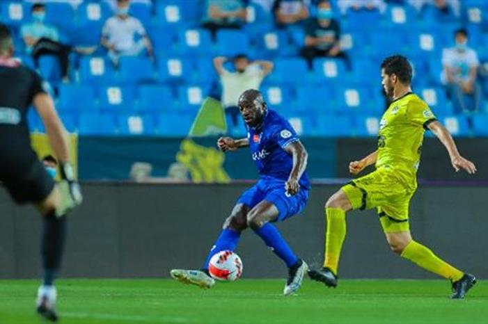 تسريب صورة تكشف المؤامرة ضد الهلال E392776D48145