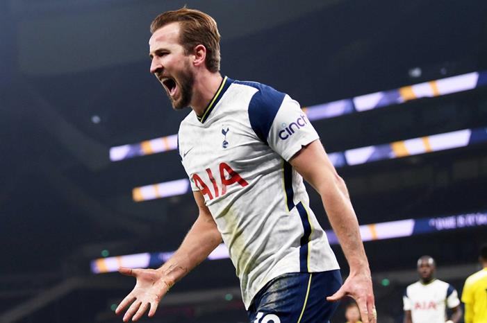 2021-08-18T162420Z_205616511_RC2S7P9KJE83_RTRMADP_3_SOCCER-ENGLAND-TOT-KANE