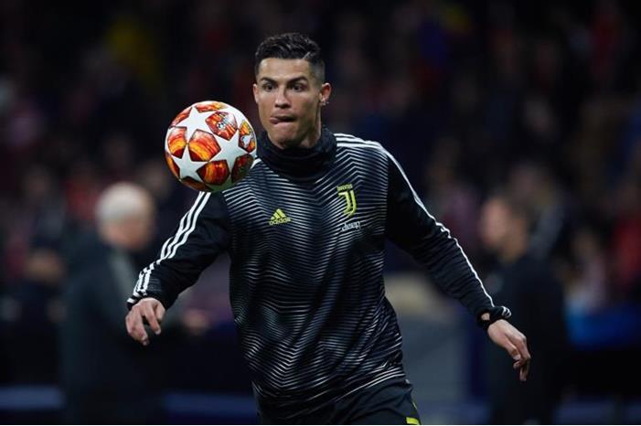 ضحية رونالدو على أعتاب مغادرة مانشستر يونايتد 271fdc0d-f68c-4a42-b1c7-03100010c97a