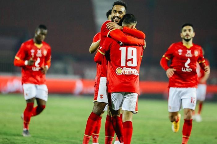 الأهلي يستعيد صدارة الدوري المصري 9ebaf52bbe71bfcdb5f743bc6535ea2d