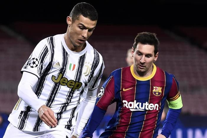 هل سيشارك رونالدو في مباراة يوفنتوس ضد برشلونة اليوم؟ Cristiano.Ronaldo.and_.Lionel.Messi_.Juventus.v.Barcelona.December.2020.TEAMtalk