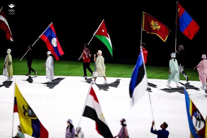 المصاطفة يحمل العلم الأردني في حفل وداع طوكيو 2020 337917_10_1628437593