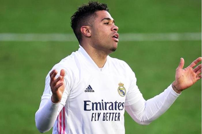 ماريانو دياز يرفض الرحيل عن ريال مدريد 9942768_1628522801