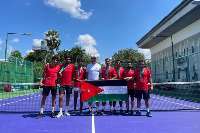 المنتخب الوطني للتنس يتأهل إلى المجموعة العالمية الثانية في كأس ديفيز d31e55251603096f6513ada053f7d794