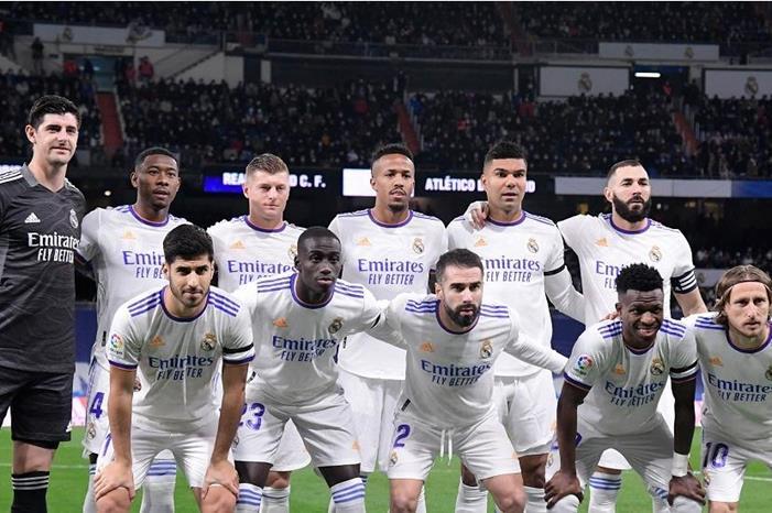 بنزيما يقود التشكيلة المتوقعة لريال مدريد أمام ألميريا 61bb9a124236041a3e6d7eb4