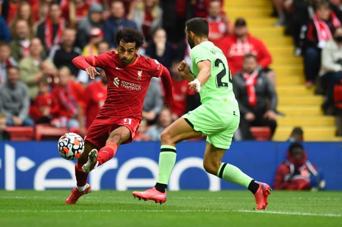 محمد-صلاح-لاعب-فريق-ليفربول-الإنجليزي