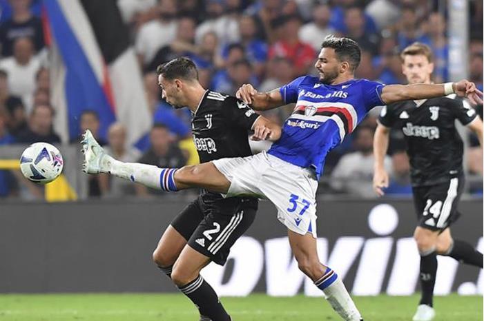 روما يحقق فوزه الثاني تواليا ويوفنتوس يهدر نقاطه الأولى 6303fbf74236040367051462