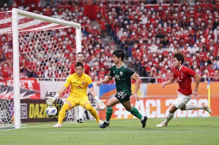 Jeonbuk-Hyundai-Motors-vs-Urawa-Red-Diamonds-Sfinal-ACL2022(7)