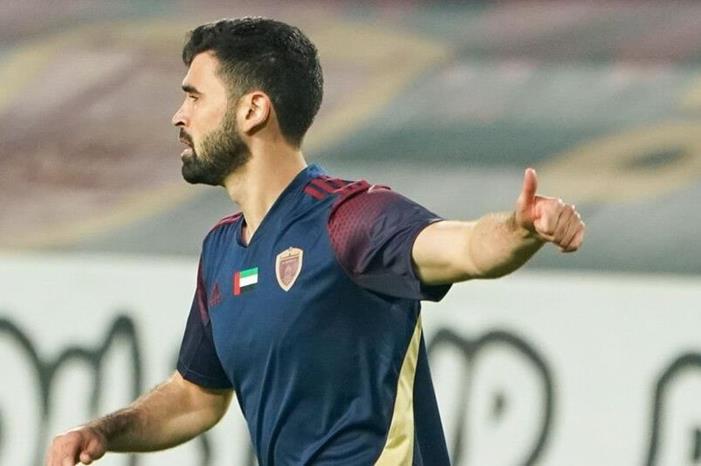 عمر خربين ينتقل رسميا إلى شباب الأهلي omar