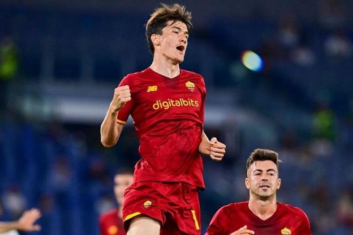 الهلال السعودي يستهدف التعاقد مع شوموردوف لاعب روما الإيطالي shor