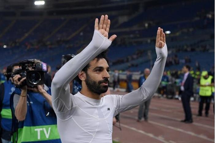 حساب الدوري الإيطالي يستعين بمحمد صلاح (صورة) 62ea111a4c59b711ad571def
