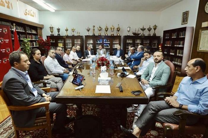 أحمد شوبير يكشف أبرز كواليس اجتماع مجلس إدارة الأهلي المصري ahly