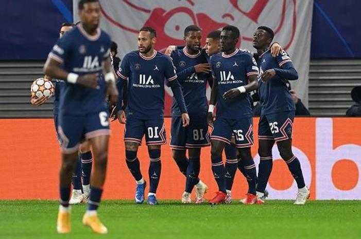 باريس يجهز مفاجأة في نهاية الميركاتو باريس-سان-جيرمان-1-1