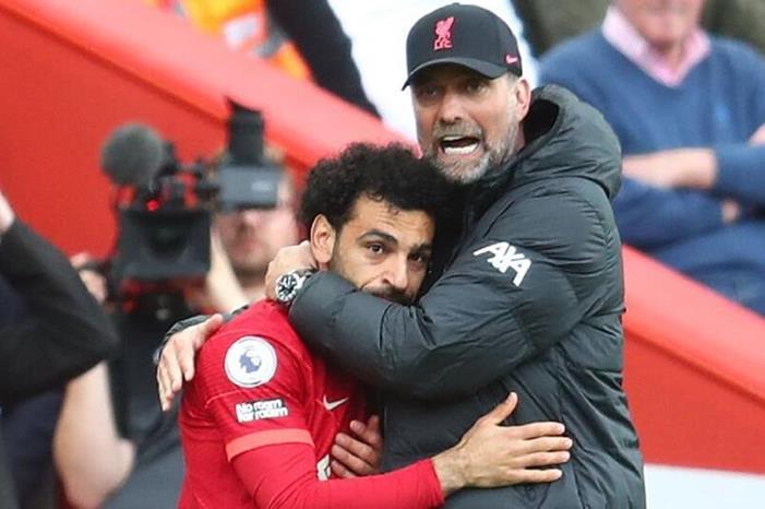كلوب يتحدث عن تأثير تجديد عقد محمد صلاح على ليفربول Kloppsalah