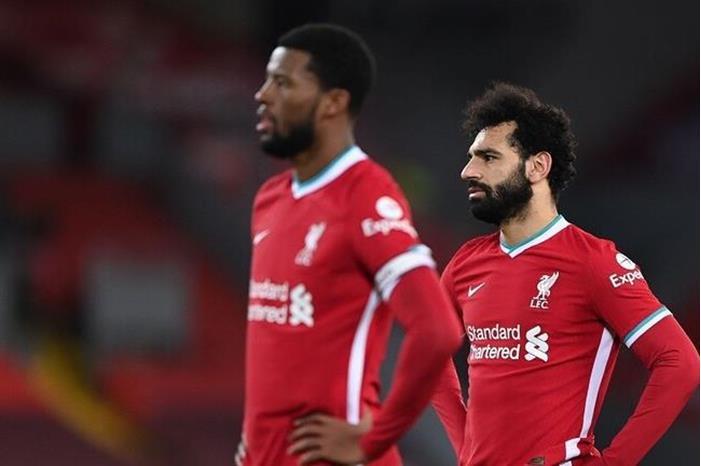 الهولندي فينالدوم يكشف رأي محمد صلاح في انتقاله إلى روما 62ee568e4c59b75e2705b62f