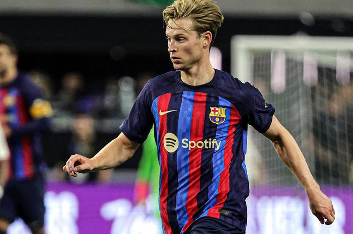 Frenkie_de_Jong_Barcelona_2022_pre-season