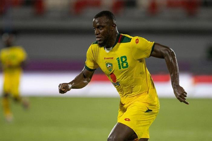 رونالد نغاه لاعب قدح يفوز في استفتاء أجمل هدف بدور المجموعات AFC-CUP-2022---Ronald-Ngah