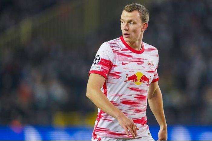 0_GettyImages-1355358369