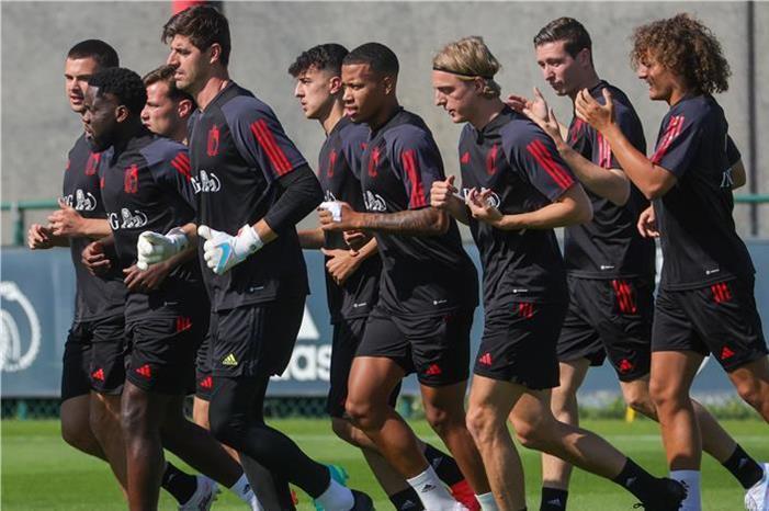 مفاجأة.. هذا الحارس على أعتاب ريال مدريد epa_soccer_2023-06_2023-06-12_2023-06-12-10687291_epa