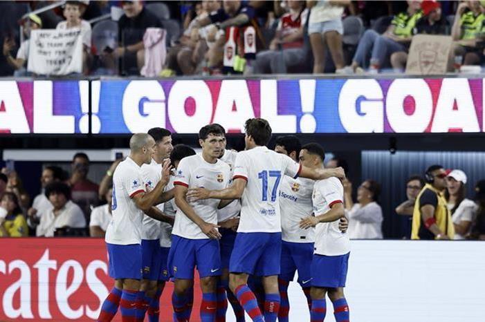 صفقة هجومية تنتظر تحرك برشلونة epa_soccer_2023-07_2023-07-27_2023-07-27-10770628_epa