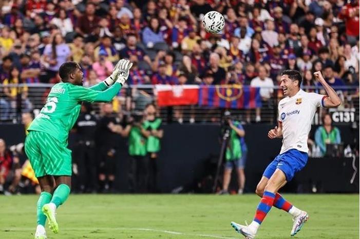 شاهد.. برشلونة يهزم ميلان بهدف رائع 64ca59ed4c59b7217979f09f