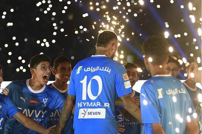 64e498554236045f6666c859