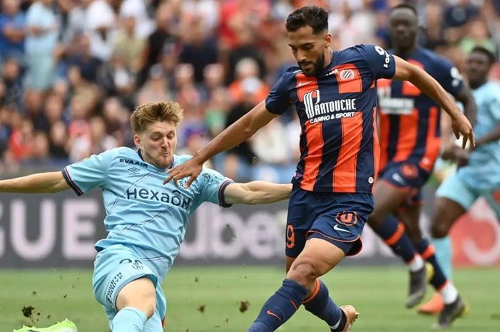 بماذا وصفت صفحة الدوري الفرنسي موسى التعمري بعد هدفه العالمي ؟ موسى