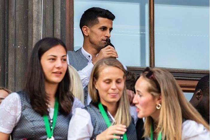 64ecefa0423604518e0379c9