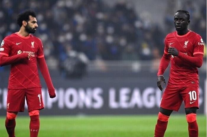 شاهد.. جواب وردة فعل ماني على سؤال مشجعين عن محمد صلاح 64d0190d4236040b196875c5