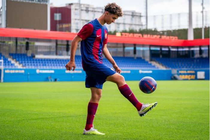 من هو نوح درويش المنضم حديثا لنادي برشلونة؟ 64d25fb94c59b707a95f59e2