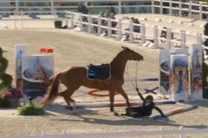 أولمبياد باريس.. استبعاد المصرية سلمى أيمن من منافسات الفروسية 66b7451f4c59b7167d0fab2d