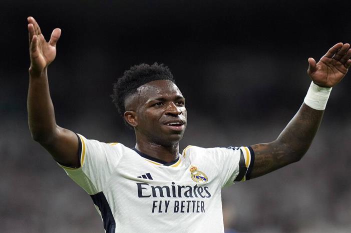 فينيسيوس يرفض عرضا سعوديا براتب يفوق الخيال 66b9a6f7423604321e2b01a6