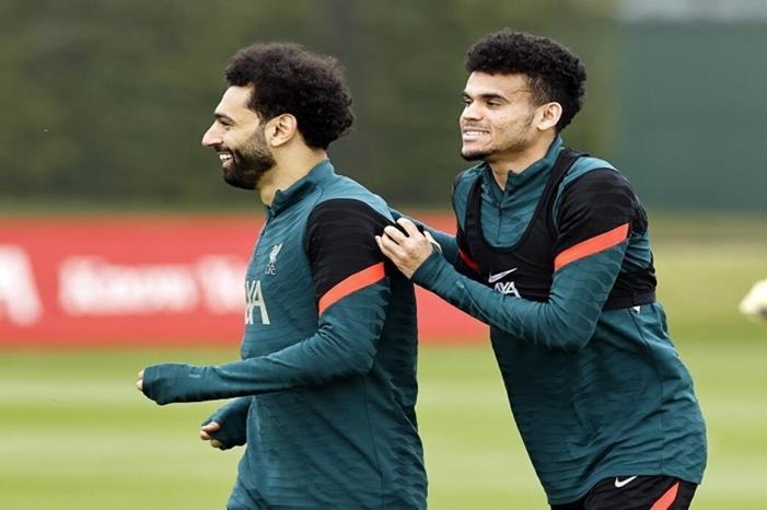 ليفربول يعطي الضوء الأخضر لبرشلونة للتعاقد مع أحد نجومه ويحدد سعره 66ba5bde4c59b72663597ed5