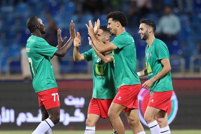 الوحدات ضيفاً ثقيلاً على مغير السرحان بالدوري الاردني 454433348_818364097088868_1891600925942405541_n