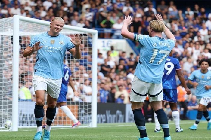 مانشستر سيتي يبدأ حملة اللقب بفوز كبير في العاصمة لندن 66c2324d4c59b765275b94e4