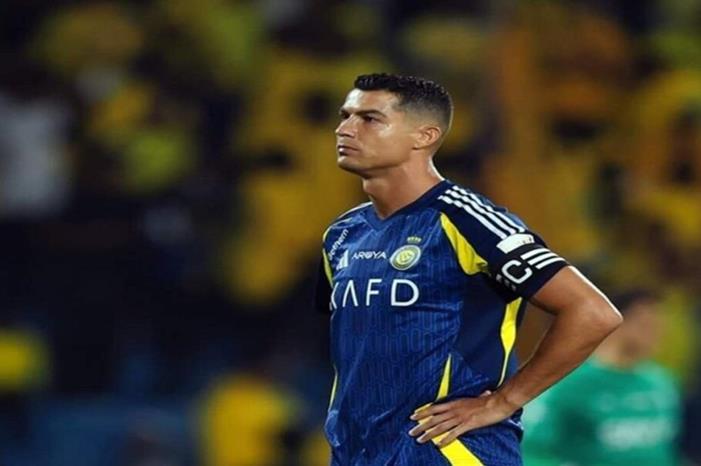 الكشف عن طلب رونالدو لإدارة النصر بعد الخسارة الثقيلة أمام الهلال 66c3c1594c59b774395310e2