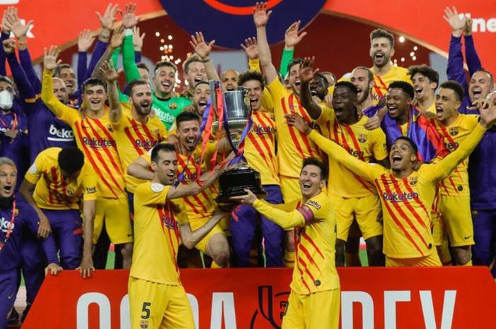 برشلونة يعلن رحيل لاعبه barcelona 1804