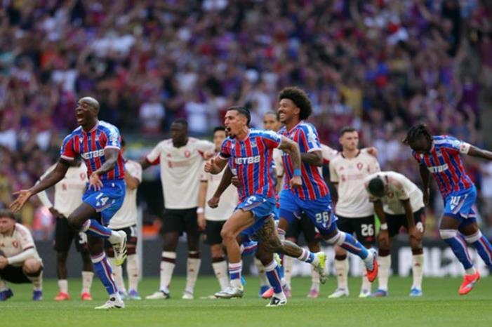 6898cc2142360443aa4ca7eb