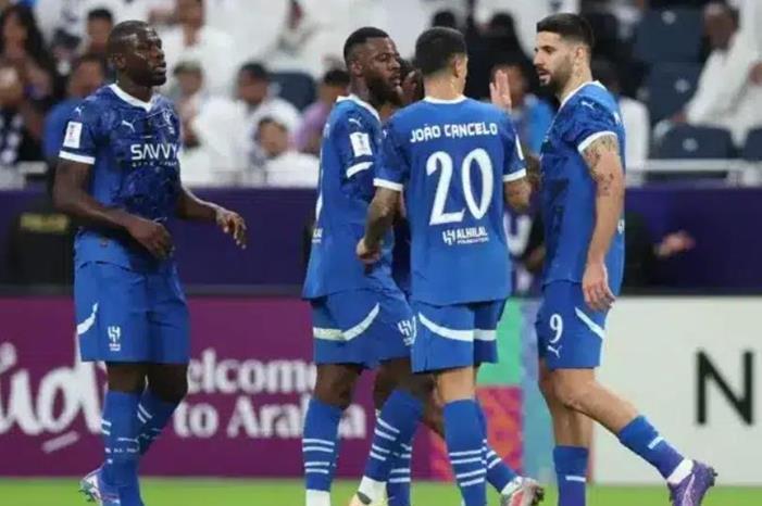 ماذا بينك وبين الدوري الإنجليزي يا هلال.. صفقات بـ208 مليون يورو هل أوفت بالوعود؟ Screenshot 2025-08-11 212941