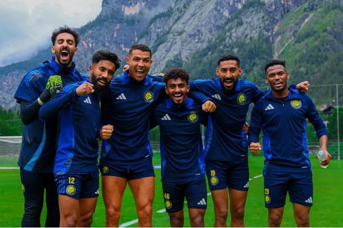 النصر ورطوبة الدمام والخبر في دوري روشن .. العصيمي يفاجئ جمهور العالمي Screenshot 2025-06-05 083200