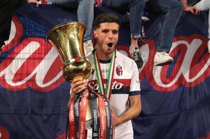 رسميًا.. أسامة العزوزي يُغادر بولونيا صوب الدوري الفرنسي Screenshot 2025-08-01 162248