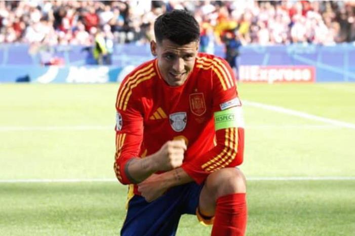 رسميًا.. كومو يعلن التعاقد مع ألفارو موراتا Screenshot 2025-08-12 231424