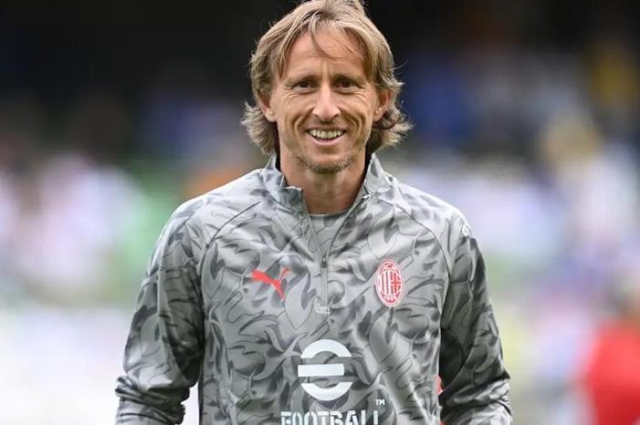 a9b2fc15-c7e2-4726-ab04-929980491bf2