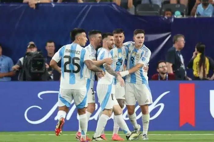 da027b63-f76e-4f91-9770-b9e843c6da82