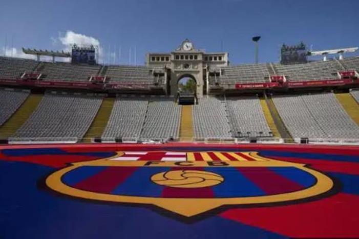 رسميًا.. برشلونة يعلن قميصه الثالث للموسم الجديد 2025/2026 Capture