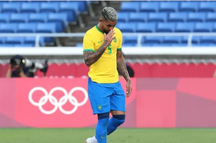 نوتنجهام يدعم صفوفه بنجم يوفنتوس Capture