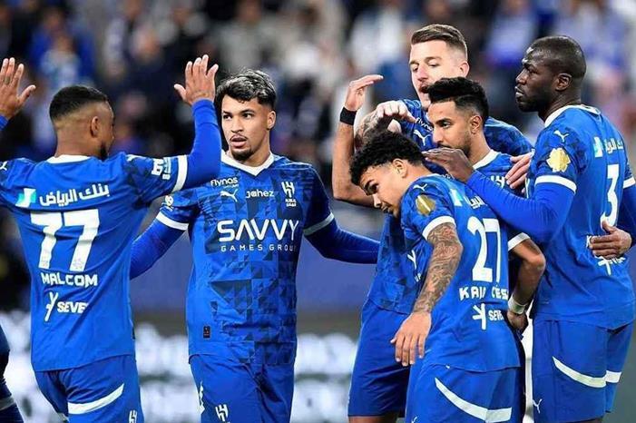 الهلال يضحي بنجم الفريق في الصيفية .. "صدمة كبرى" Capture