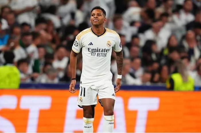 نجم ريال مدريد يفتح ذراعيه للهلال .. "خلاف كبير ينقله إلى دوري روشن" Capture