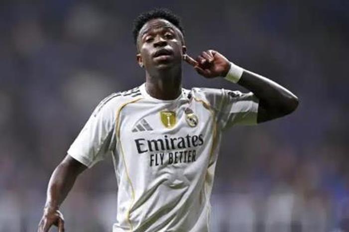 قرار جديد من ريال مدريد بشأن مستقبل فينيسيوس جونيور Capture